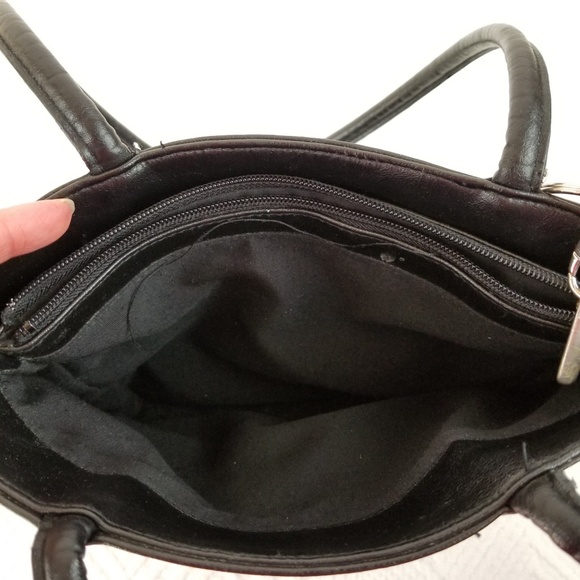 BUENO BLACK HANDBAG - Picture 7 of 12